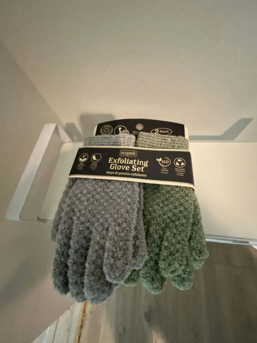 Ecoganic Exfoliating Glove Set 2 Pairs Grey and Green